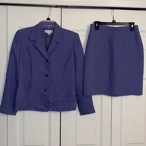 Vintage Petite Sophisticate Skirt Suit